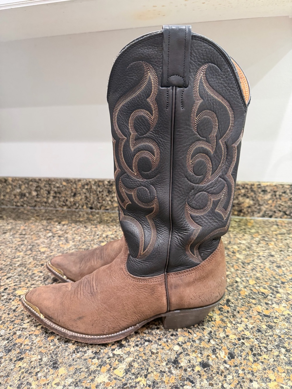 Men's Nocona Brown and Black Western Cowboy Boots - Classic Leather Mens 7.5